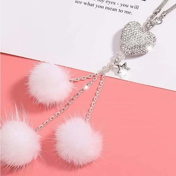 Gorgeous Rear View Mirror Interior Car Fevor-Sequins Heart & Plush Tassels - Picture 2 of 5